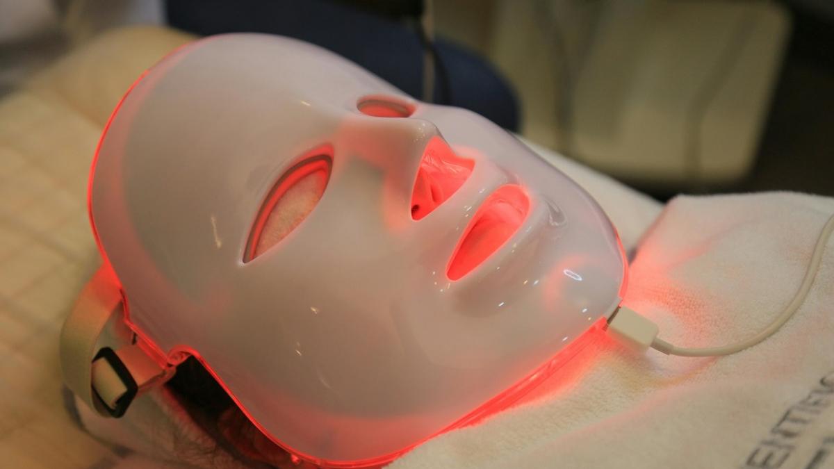 terapia-cu-lumina-rosie.jpg