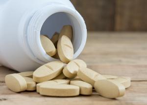 vitamina b3 sub semnul intrebarii suplimentele ar putea ajuta celulele canceroase sa reziste