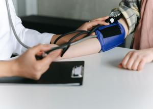 optimizarea tensiunii arteriale dincolo de tratamentul medicamentos