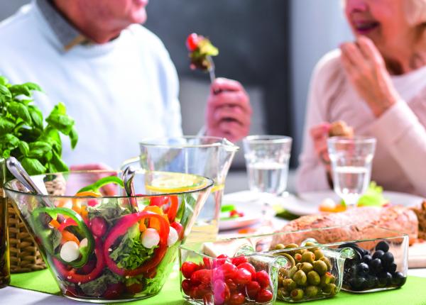 un studiu la nivel mondial privind o dieta sanatoasa pune la indoiala recomandarea de a limita alimentele bogate in grasimi