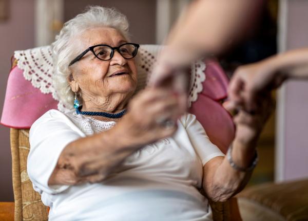 paradoxul romanesc din statisticile de longevitate ale ue