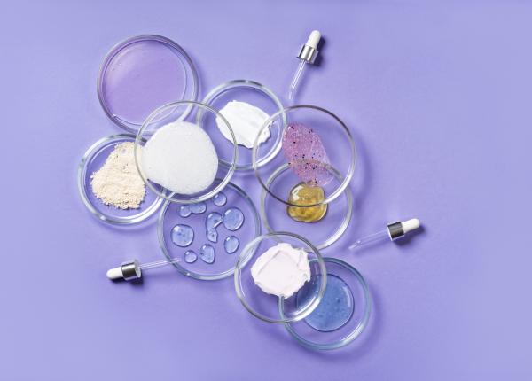 top 10 molecule pretioase din industria cosmetica