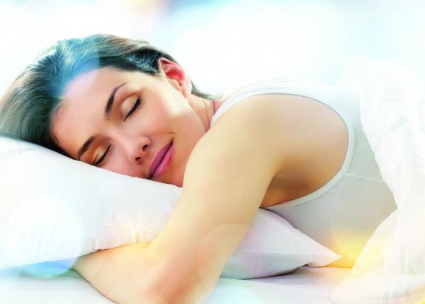 somnul de pranz si sanatatea creierului care este legatura vesti bune pentru iubitorii de sieste