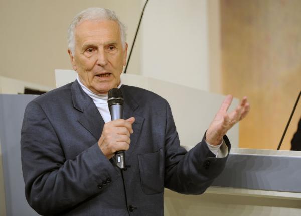 oncologul de 96 de ani care sfideaza batranetea ce mananca zilnic si care sunt cele doua alimente pe care le evita