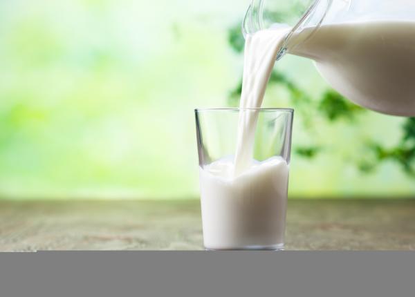 un pahar de lapte pe zi poate reduce riscul de cancer de colon cu 17