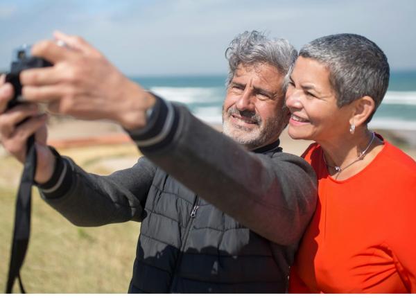 iubirea la 50 de ani nu mai e despre a cuceri ci despre a fi tu insuti