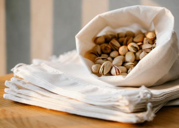 fisticul vedeta surpriza a sanatatii intestinale