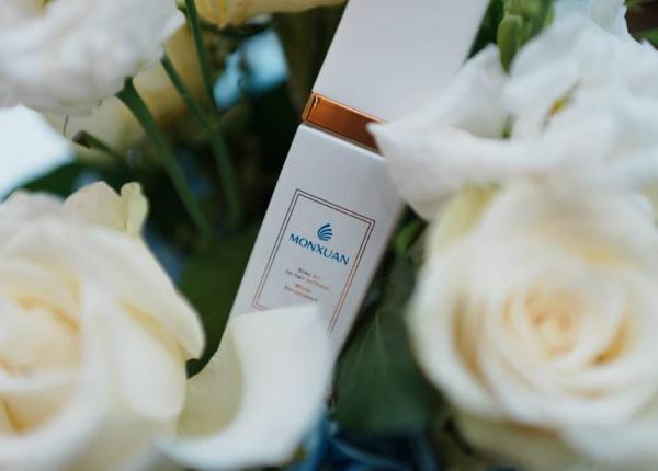 she glows monxuan shows lansarea oficiala a uleiului de par monxuan cu premii spectaculoase si parteneri de elita