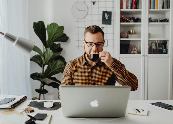 cum sa ramai productiv si plin de energie atunci cand lucrezi de acasa