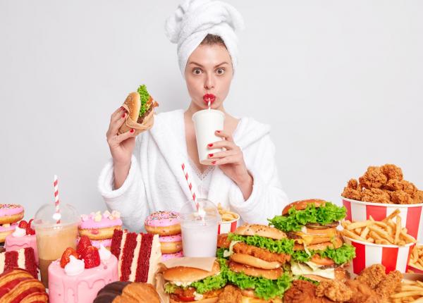 5 alimente pe care nu ar trebui sa le consumi daca vrei sa ti mentii creierul ager