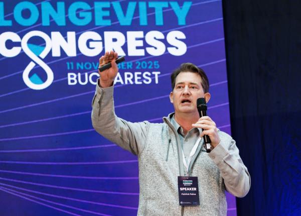 cercetatorul patrick paine harvard pune imbatranirea sub semnul intrebarii la congresul international de longevitate