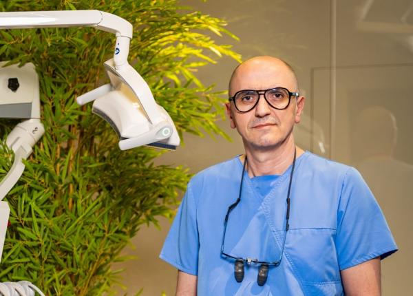 noua clinica m m dental team by dr cristian mina deschisa la one cotroceni park