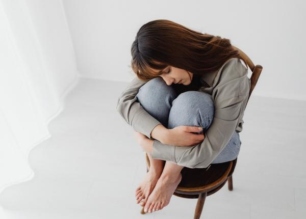 cum poti controla anxietatea sociala recomandarile specialistilor