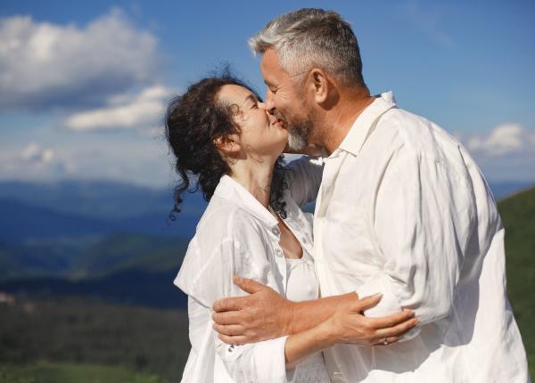 care sunt cele 5 limbaje ale sexului ghid pentru o viata intima mai buna