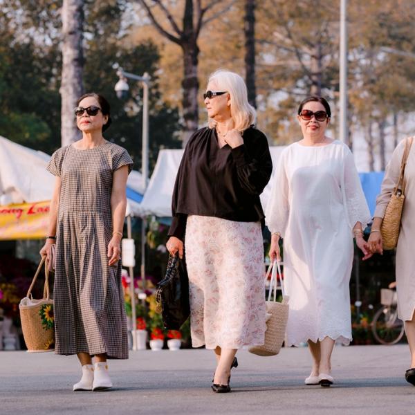 Menopauza accelerează îmbătrânirea? Ce poți face pentru a încetini efectele ei