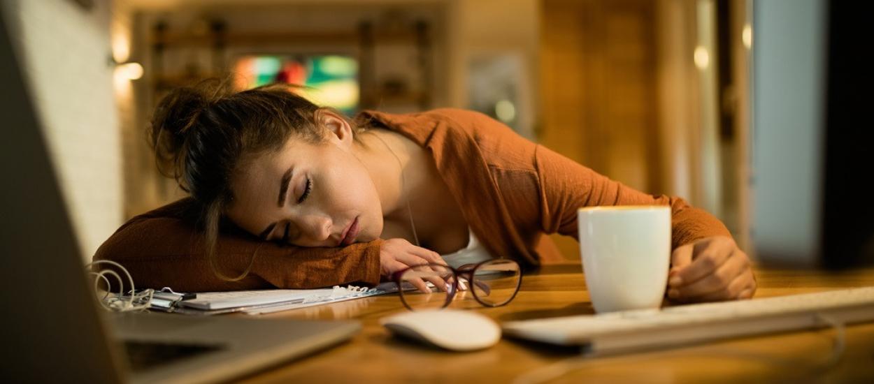 Iată de ce simți mereu și constant că ești obosit/ă