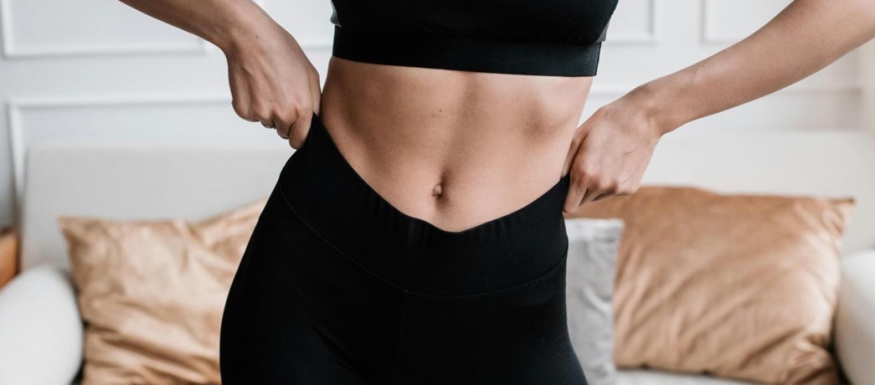 Cum să obții un abdomen plat cu aceste trucuri alimentare