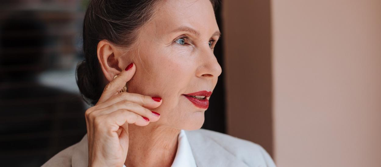 Menopauza te face să îmbătrânești mai repede? Ce spun specialiștii