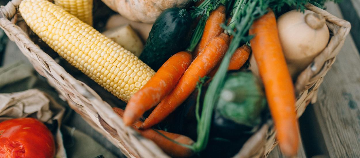 Proteinele vegetale: cum să îți asiguri aportul optim de aminoacizi fără carne